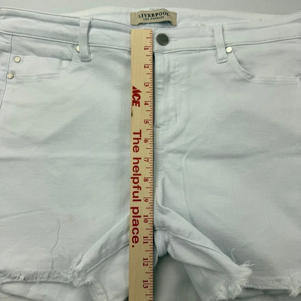 Liverpool Denim Shorts Women 14 Bright White Frayed Hem Stretch Five Pocket